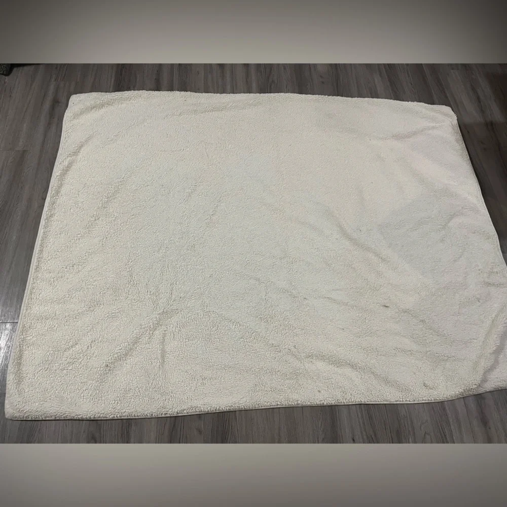 Restoration hardware throw blanket